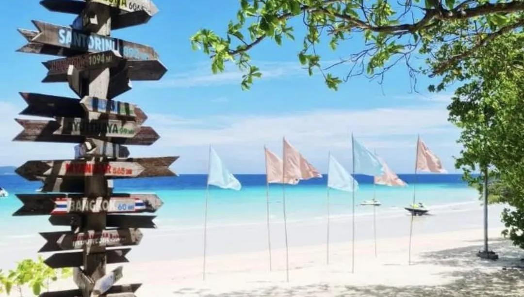 Image for Coral Island Tour by Speedboat with Lunch