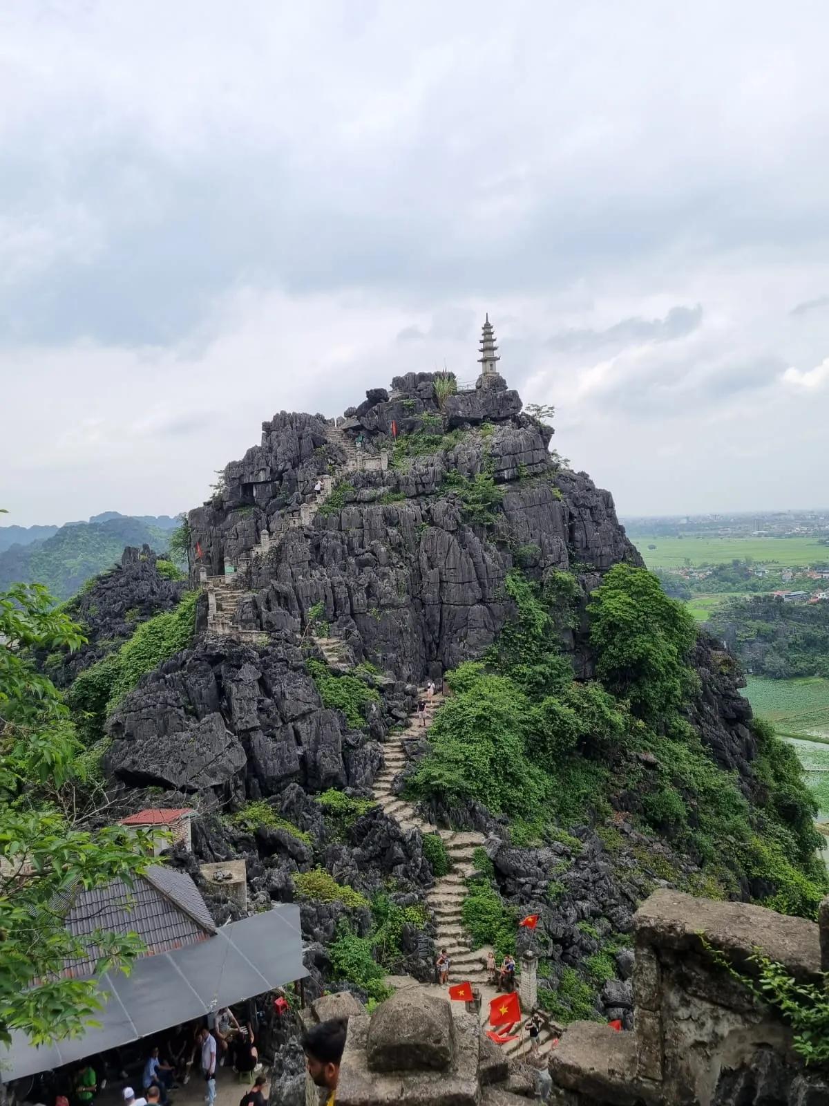 Ninh Binh Day Tour from Ha Noi: Hoa Lu, Bai Dinh, Trang An, Tam Coc